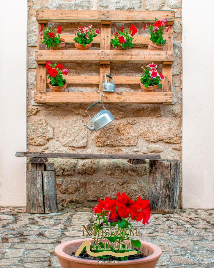 Masseria Xireni Castellana Sicula Exteriér fotografie