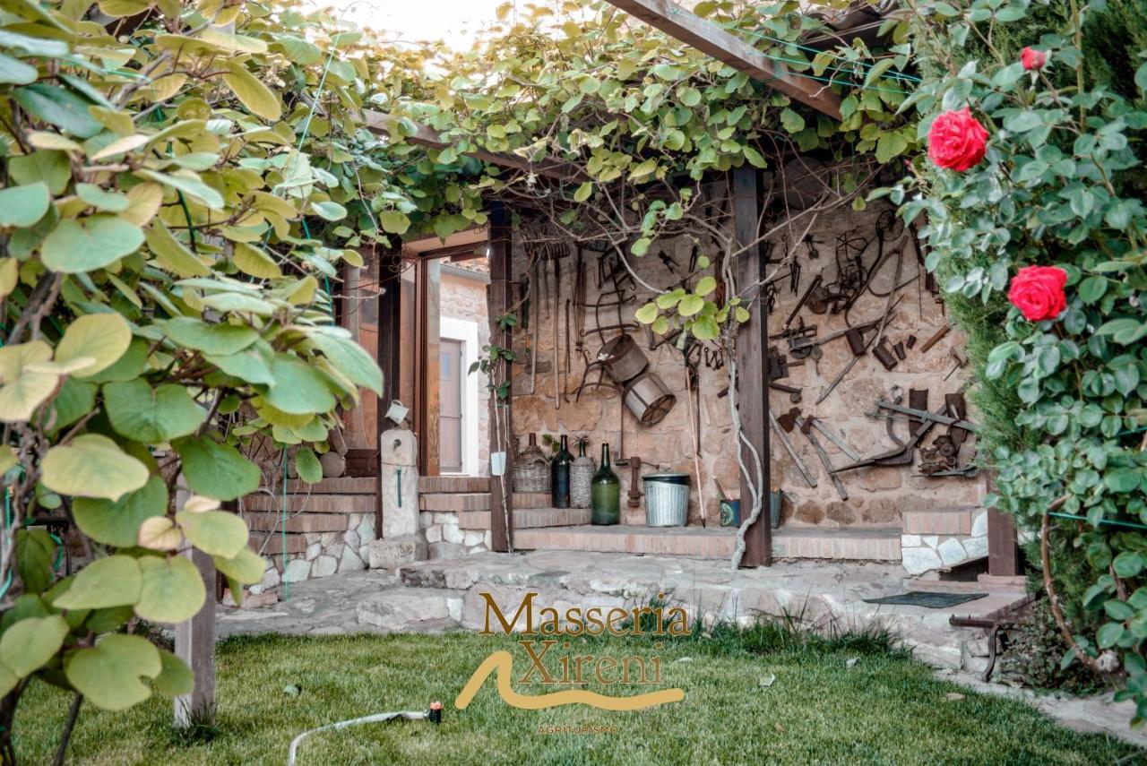 Masseria Xireni Castellana Sicula Exteriér fotografie